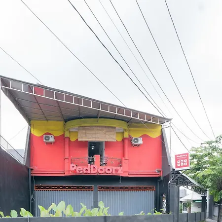 RedDoorz @ Tanjung Sari Surabaya-3